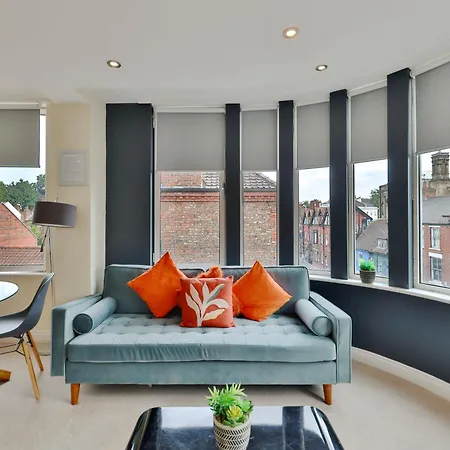 Apartment Aspire - 2 Bed, Parking, 3 Minute Walk To Minster York