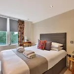 Aspire - 2 Bed, Parking, 3 Minute Walk To Minster 아파트 요크