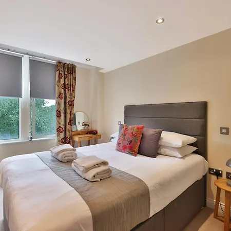 Aspire - 2 Bed, Parking, 3 Minute Walk To Minster 아파트 요크